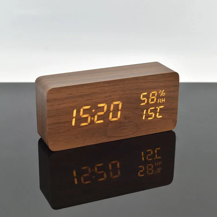 Wood-grain Electronic Desktop Clock Alarm Clock Living Room Retro Digital Log Smart Desk Clock