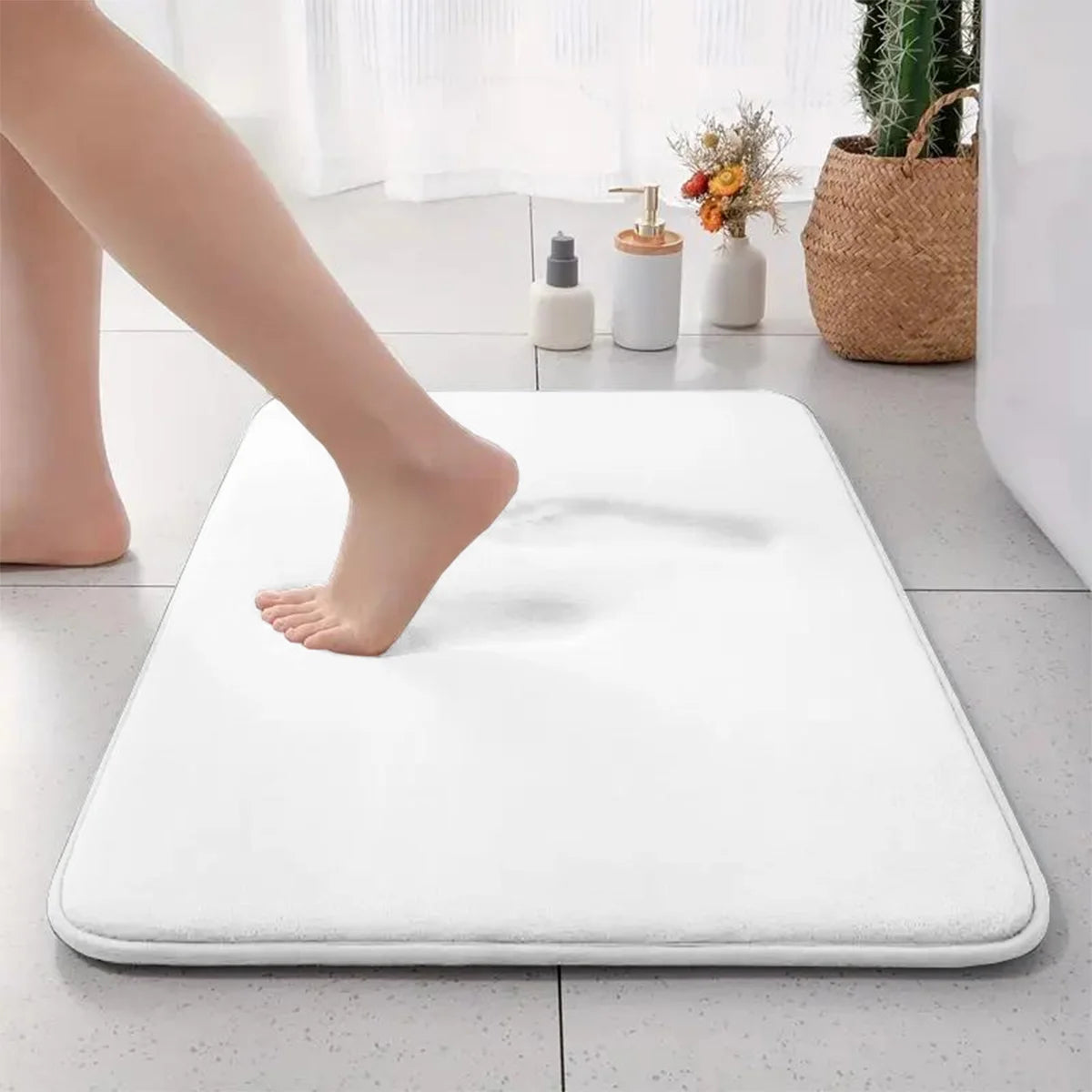 Thickened solid color absorbent carpet flannel bathroom floor mat bathroom entrance non-slip door mat