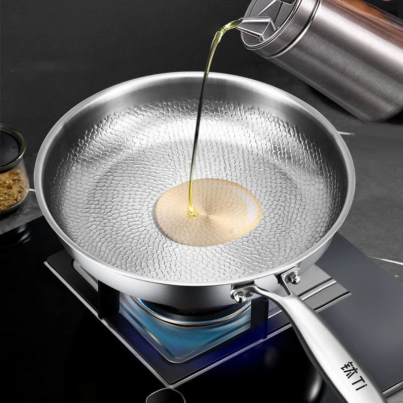 German Titanium Alloy Frying Pan Uncoated Fish Scale Hammer Pattern Non Stick Pan Household Steak Frying Pan Kitchen Cookware