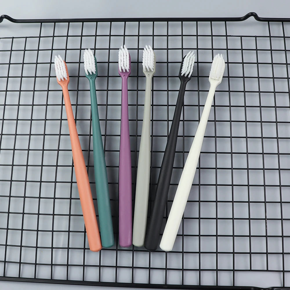 100PCS Disposable Toothbrush Travel Portable Toothbrushes Hotel Supplies Individual Packing Disposable Tooth Brush