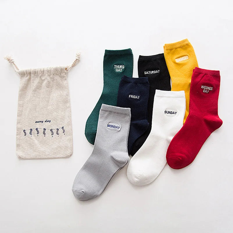 7 Pairs/Set Monday To Sunday 7 Days Embroidery Weekly Socks Couple Cotton Casual Socks Women Men Fashion Japanese Style Mid Sock