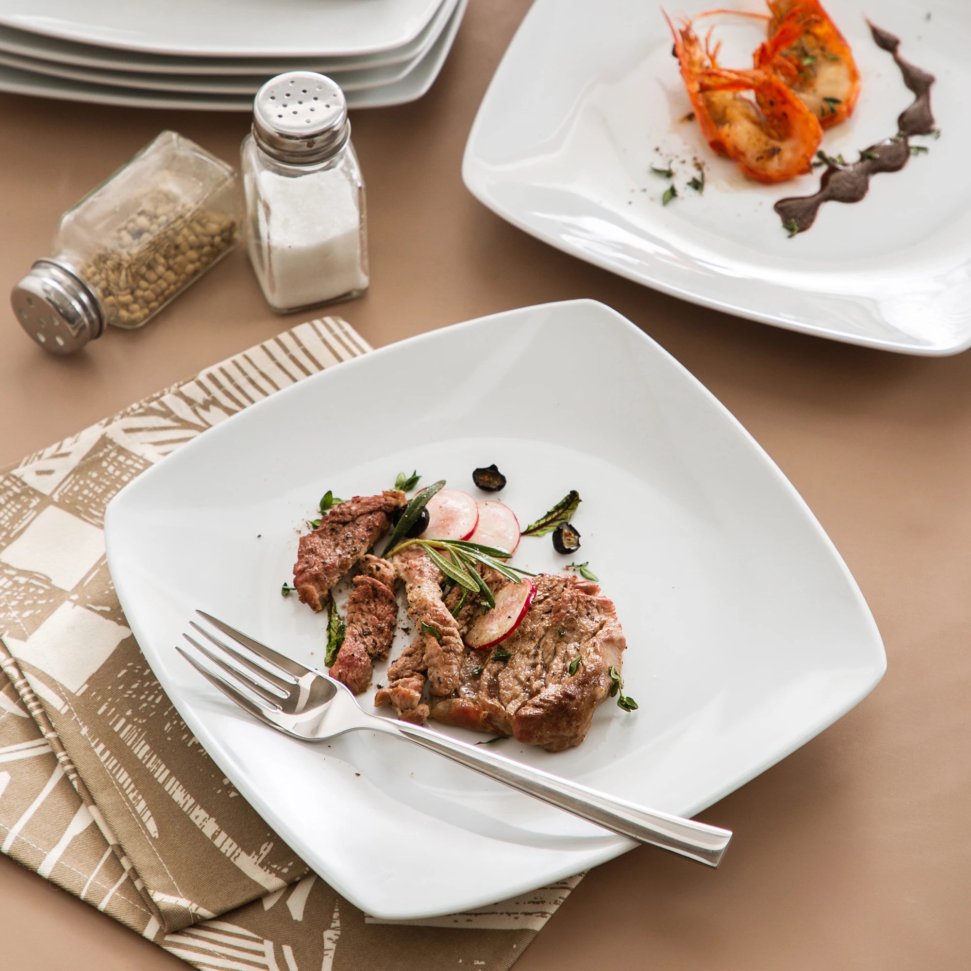 MALACASA 6/12 Piece White Square Porcelain Dinner Plate Set Dessert Plate Salad Fruit Beef Flat Plate Set (23.5 * 23.5 * 2cm)