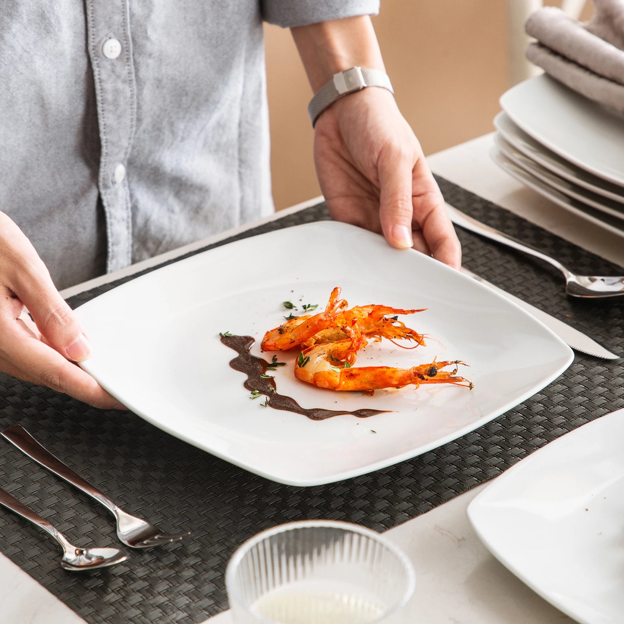 MALACASA 6/12 Piece White Square Porcelain Dinner Plate Set Dessert Plate Salad Fruit Beef Flat Plate Set (23.5 * 23.5 * 2cm)