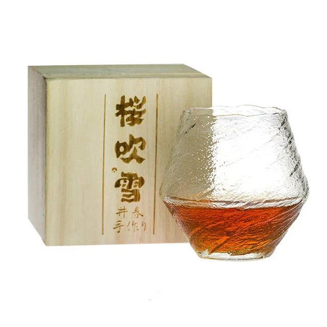 420ml Blowing Snow Whiskey Tasting Glasses Japanese Hammer Pattern Wine Drinking Cup Snowflakes Falling Hazy Air Whisky Tumbler