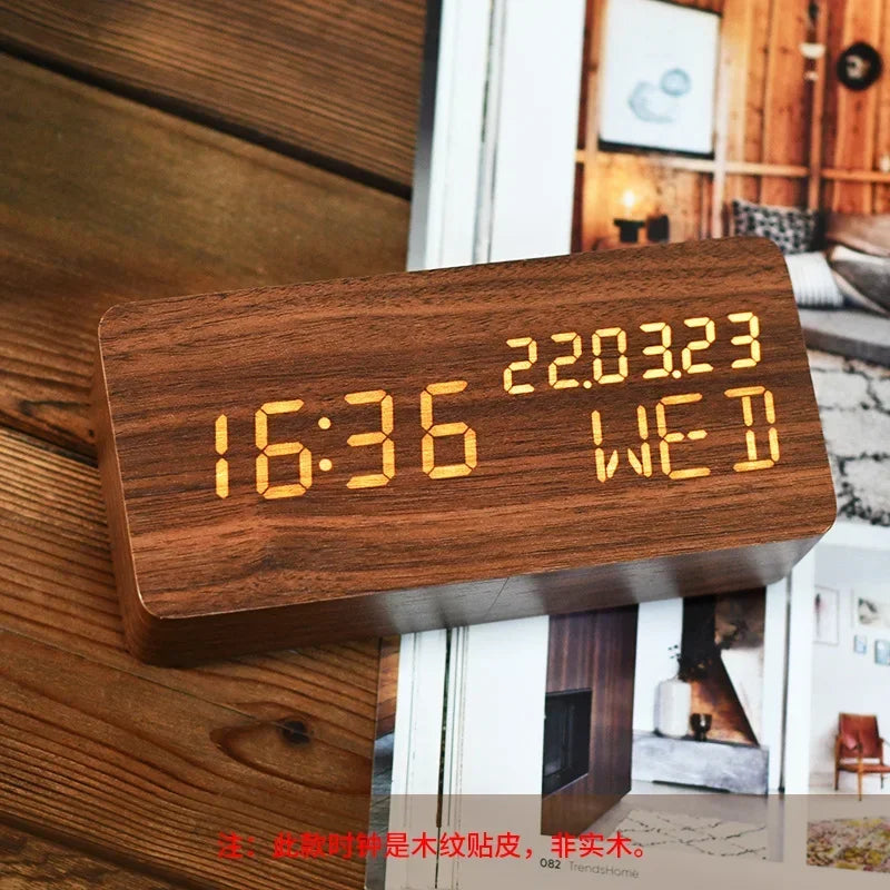 Wood-grain Electronic Desktop Clock Alarm Clock Living Room Retro Digital Log Smart Desk Clock